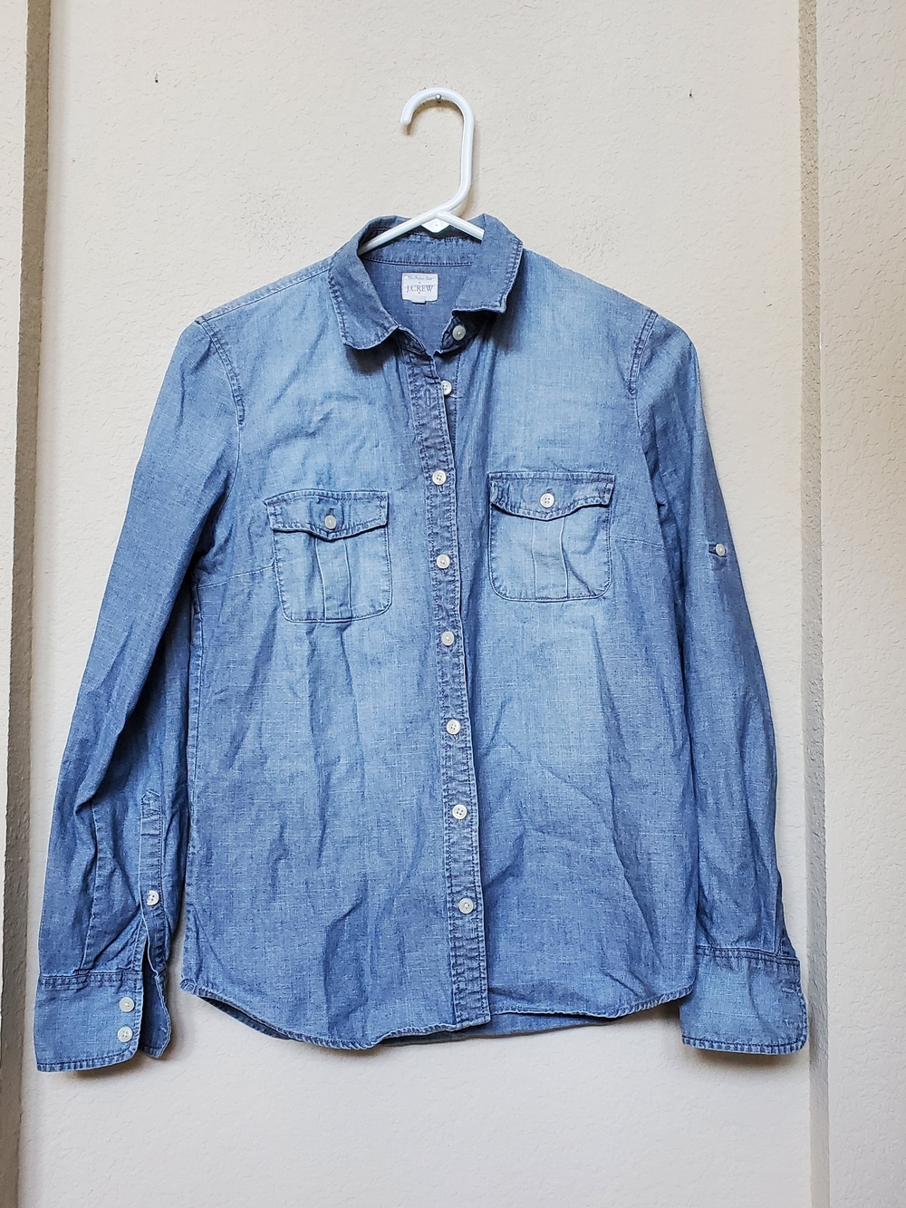 J. Crew Light Blue Denim Button-Down Shiet. Size XS